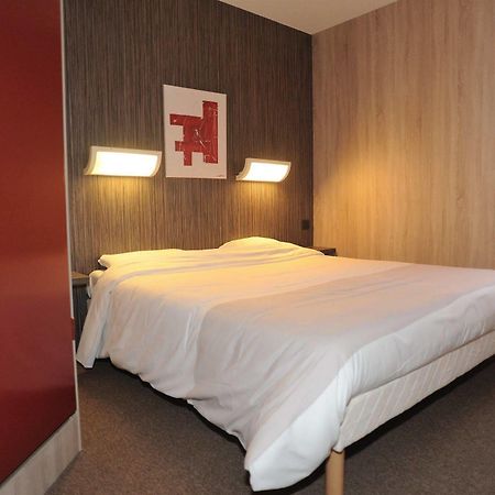 Hotel 4 Saisons Onet-le-Chateau Екстер'єр фото